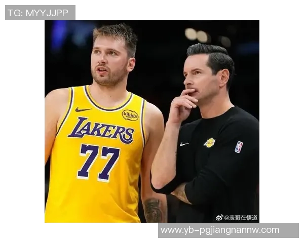 雷迪克称东契奇与里夫斯表现出色令黄蜂防守面临巨大压力