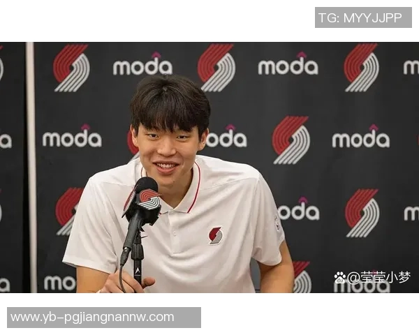 杨瀚森在对阵德鲁蒂米时表现出色应向小萨和申京的风格看齐